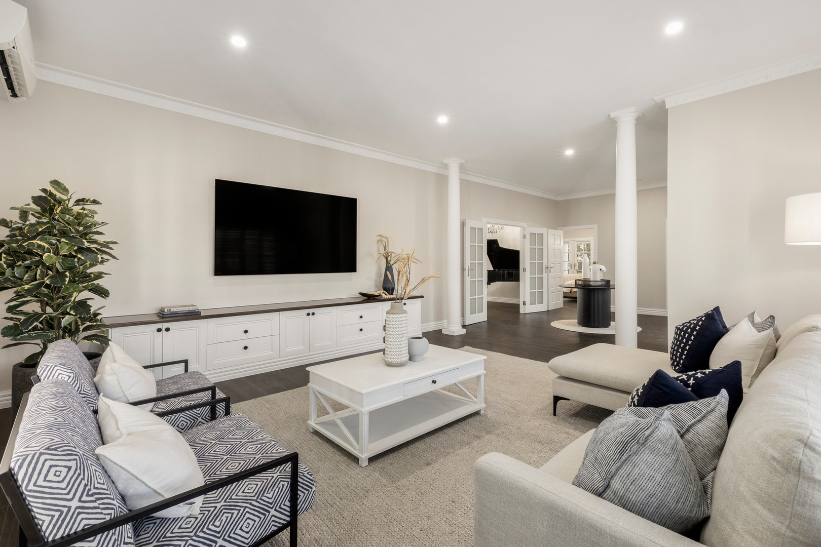 8 Laburnum Place, Hillside, VIC 3037, Hillside - Thumbnail 3