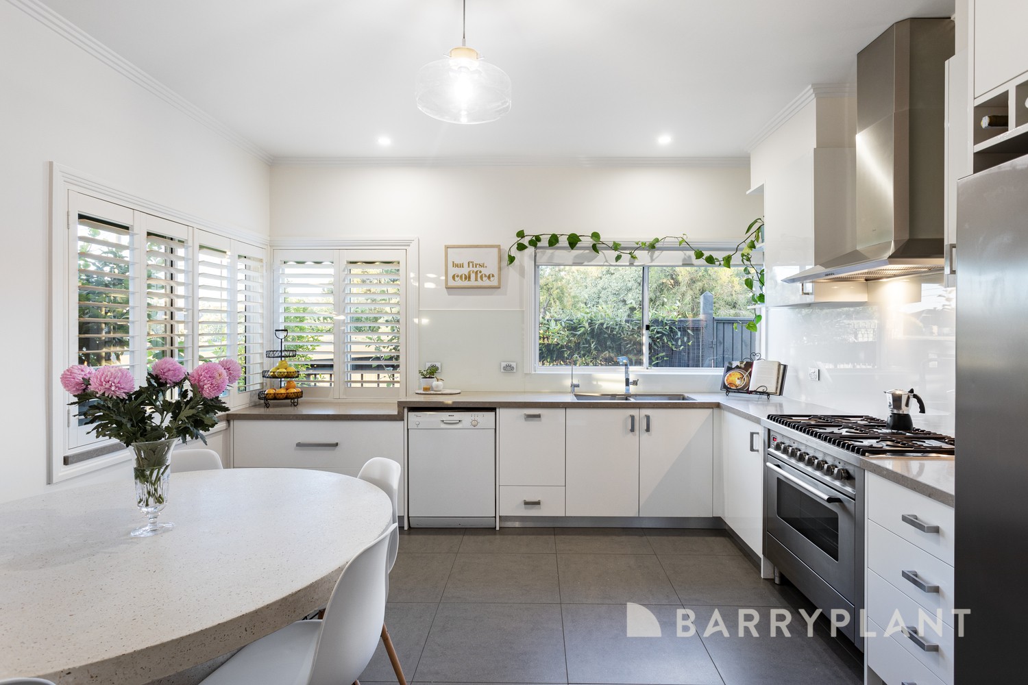 8 Ladd Street, Watsonia, VIC 3087, Watsonia - Thumbnail 3