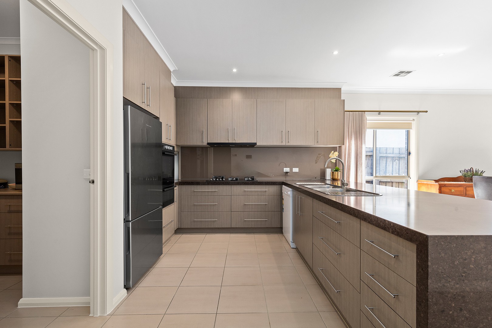 8 Lansdowne Street, Pascoe Vale South, VIC 3044, Pascoe Vale South - Thumbnail 3