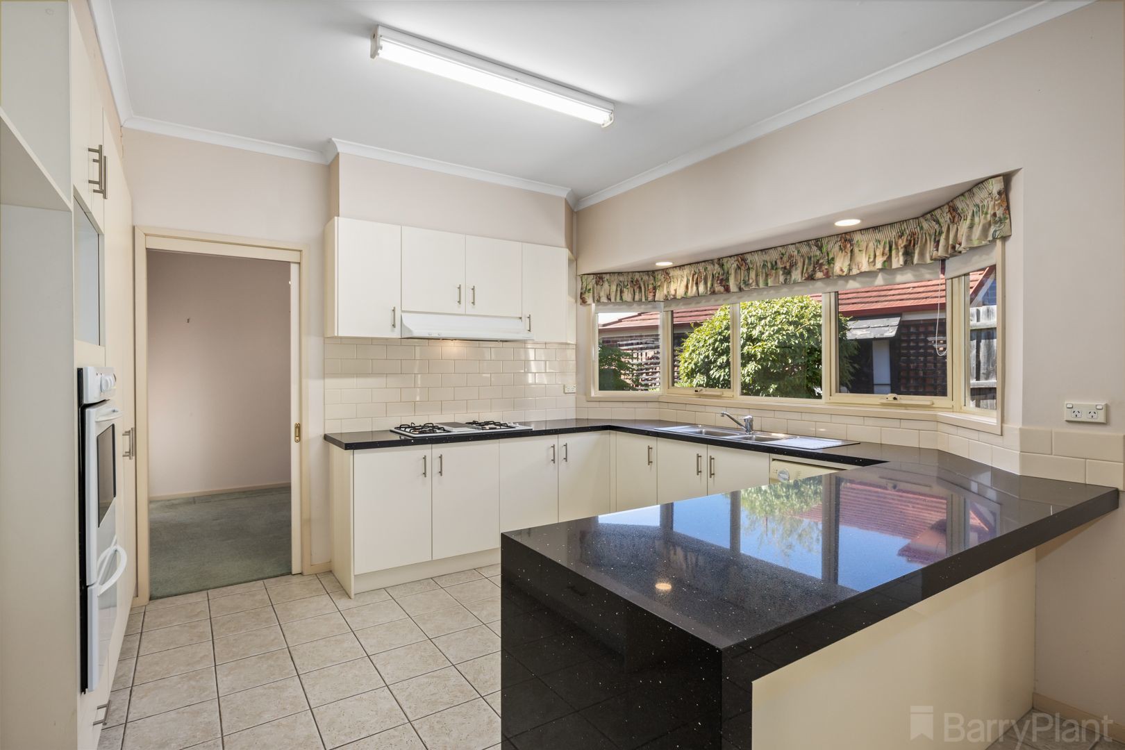8 Leena Court, Warranwood, VIC 3134, Warranwood - Thumbnail 3