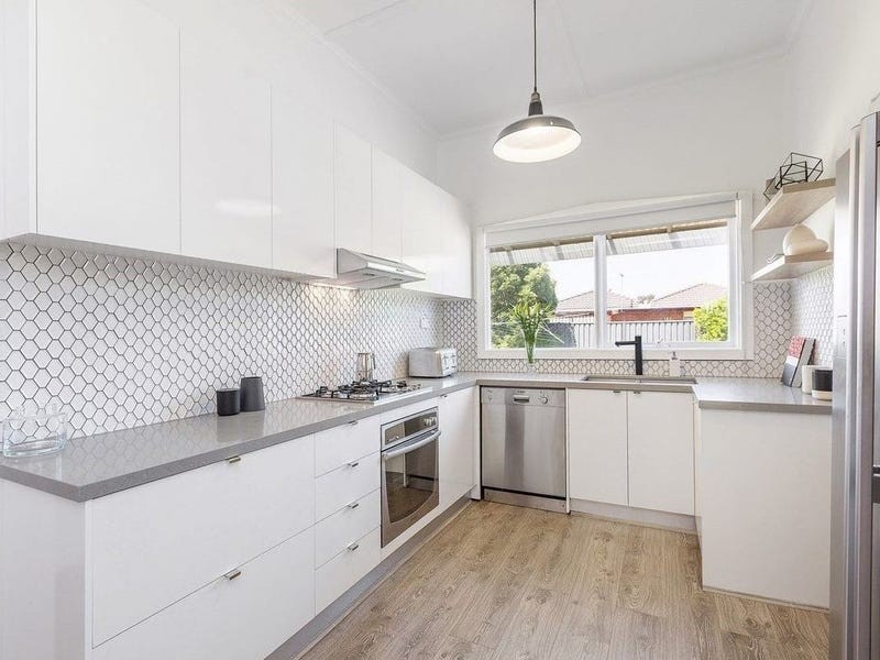 8 Leonard Street, Sunshine, VIC 3020, Sunshine - Thumbnail 3