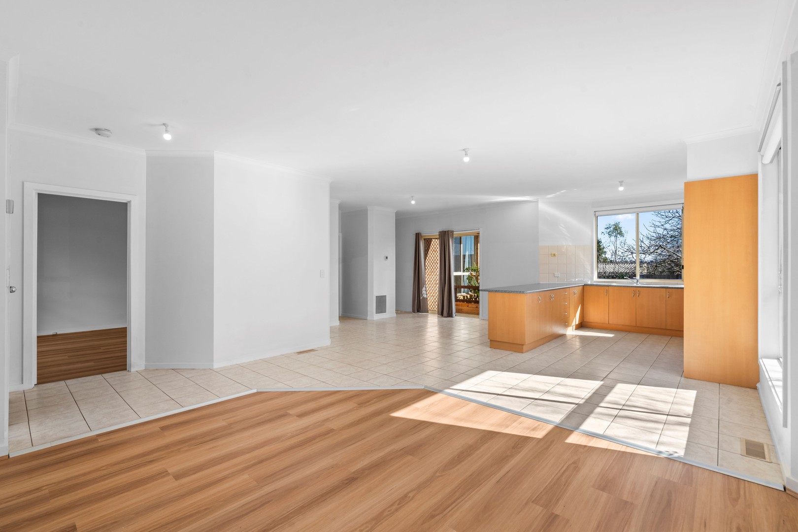 8 Linda Avenue, Box Hill North, VIC 3129, Box Hill North - Thumbnail 7