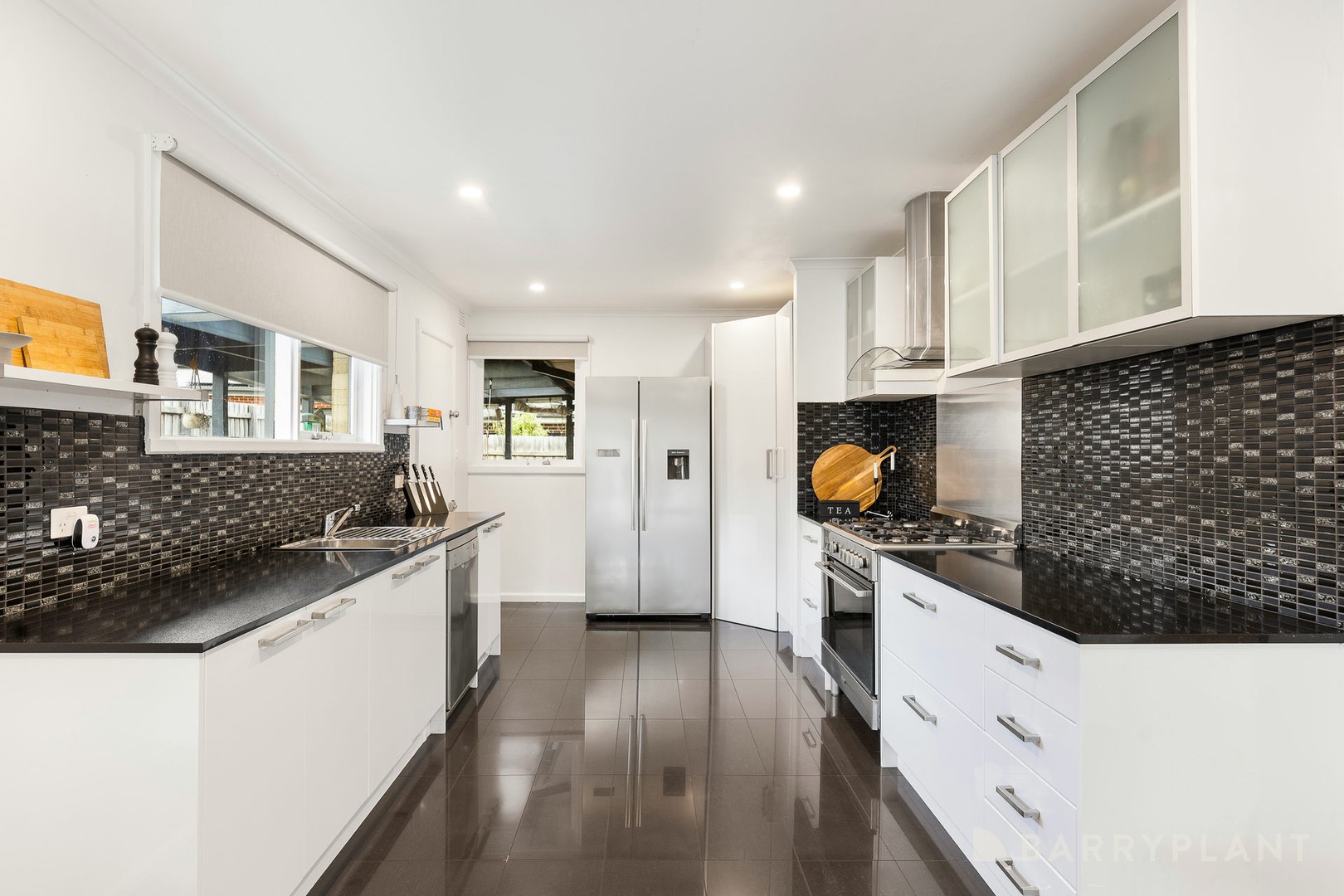 8 Lockhart Court, Kilsyth, VIC 3137, Kilsyth - Thumbnail 3