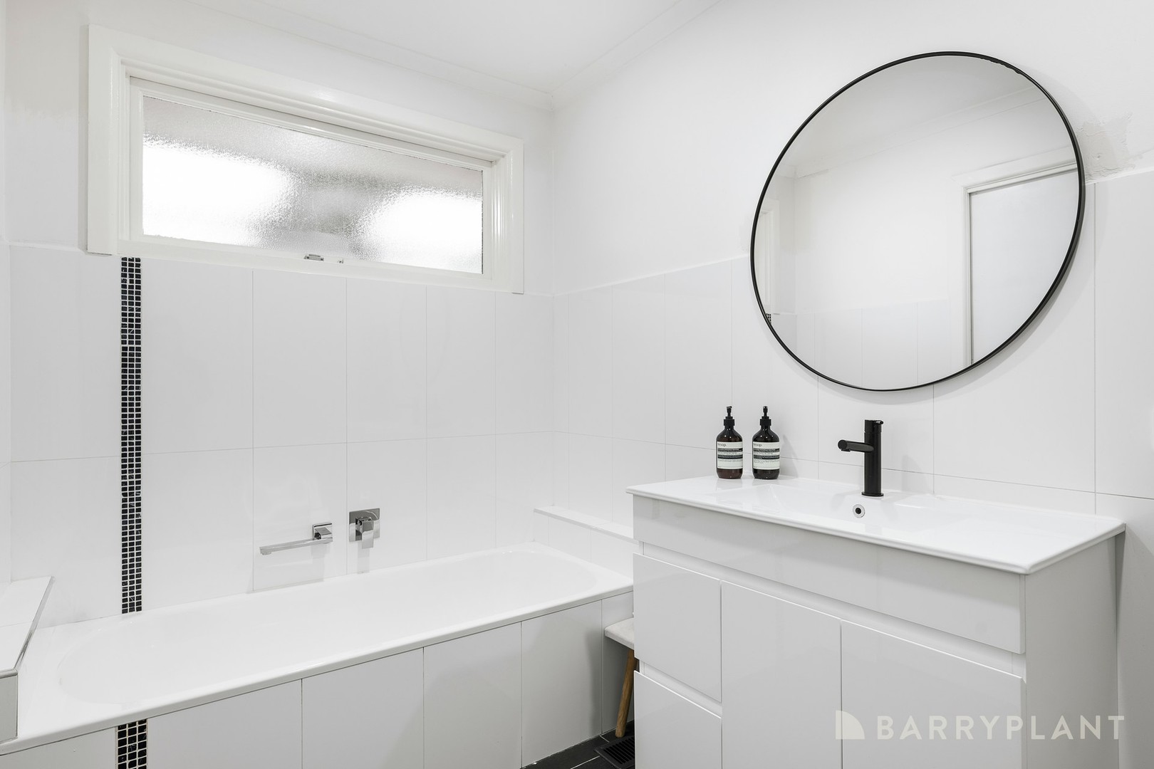 8 Lockhart Court, Kilsyth, VIC 3137, Kilsyth - Thumbnail 7