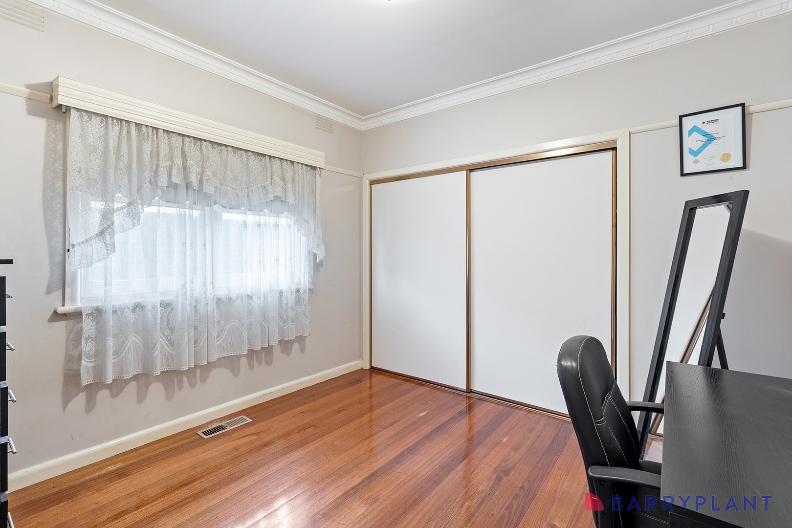 8 Locksley Avenue, Reservoir, VIC 3073, Reservoir - Thumbnail 6
