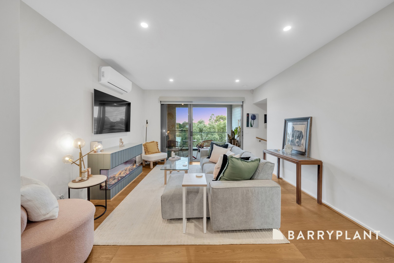 8 Luxe Terrace, Point Cook, VIC 3030, Point Cook - Thumbnail 8