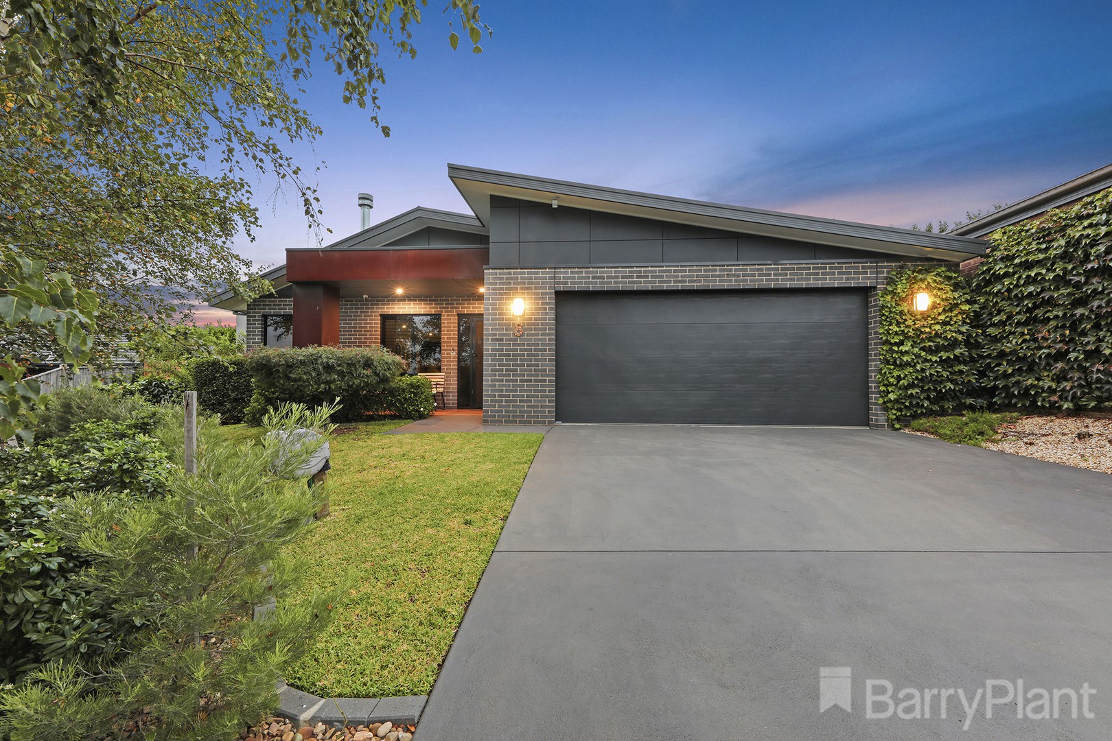 8 MacAllister Court, Warragul, VIC 3820, Warragul - Image 1