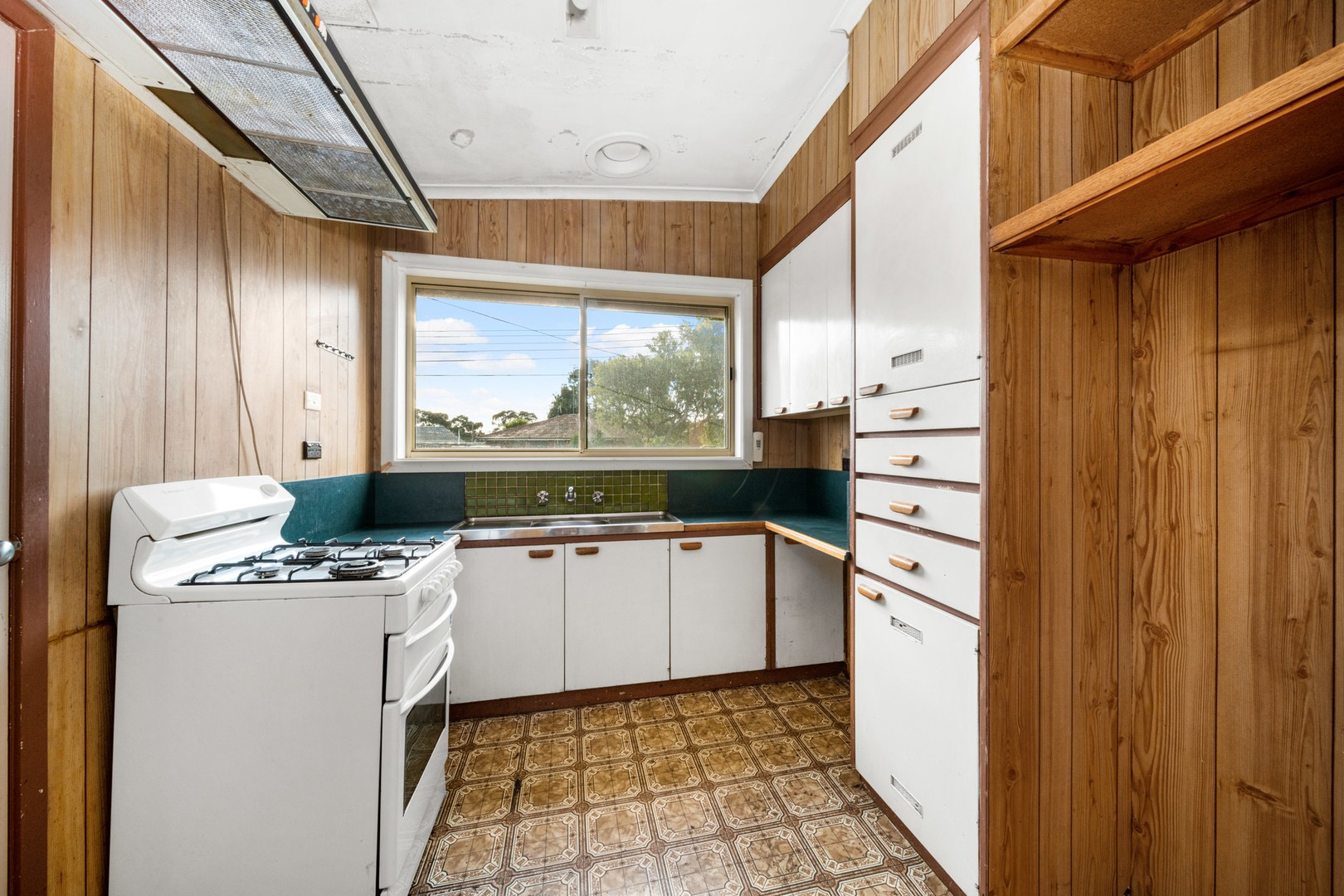 8 Macedon Avenue, Corio, VIC 3214, Corio - Thumbnail 5