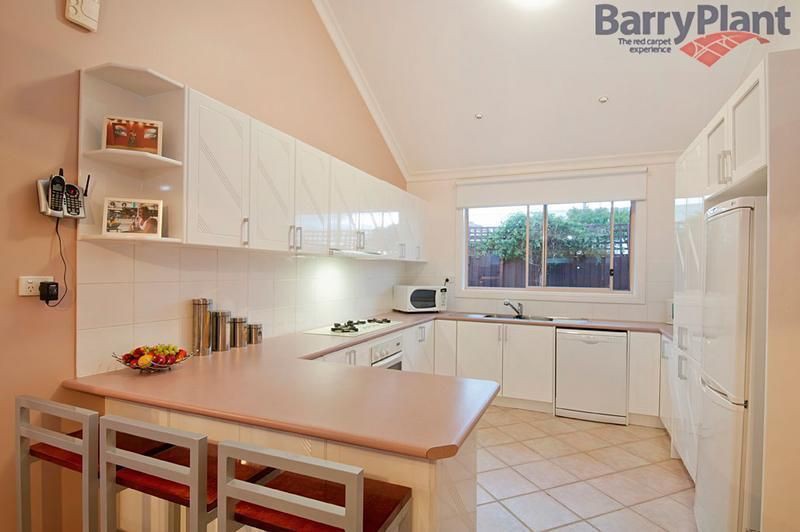 8 MacNeil Drive, Altona Meadows, VIC 3028, Altona Meadows - Thumbnail 7