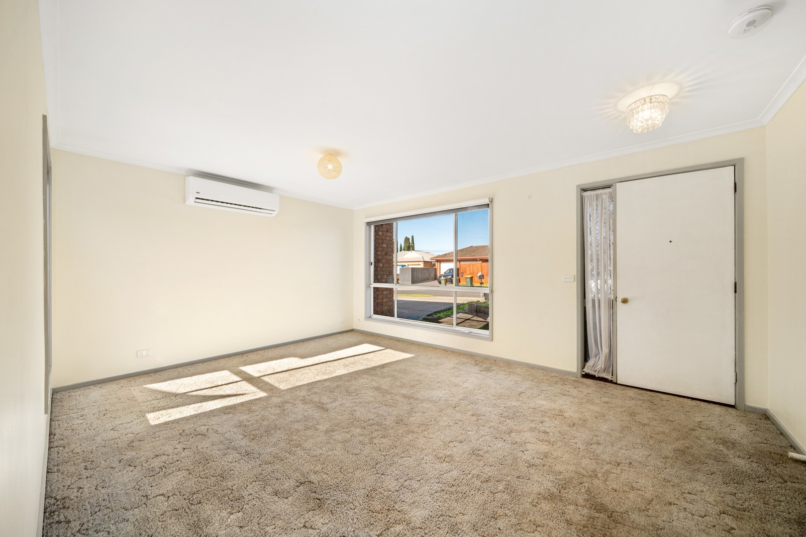 8 Malinda Crescent, Bell Park, VIC 3215, Bell Park - Thumbnail 4