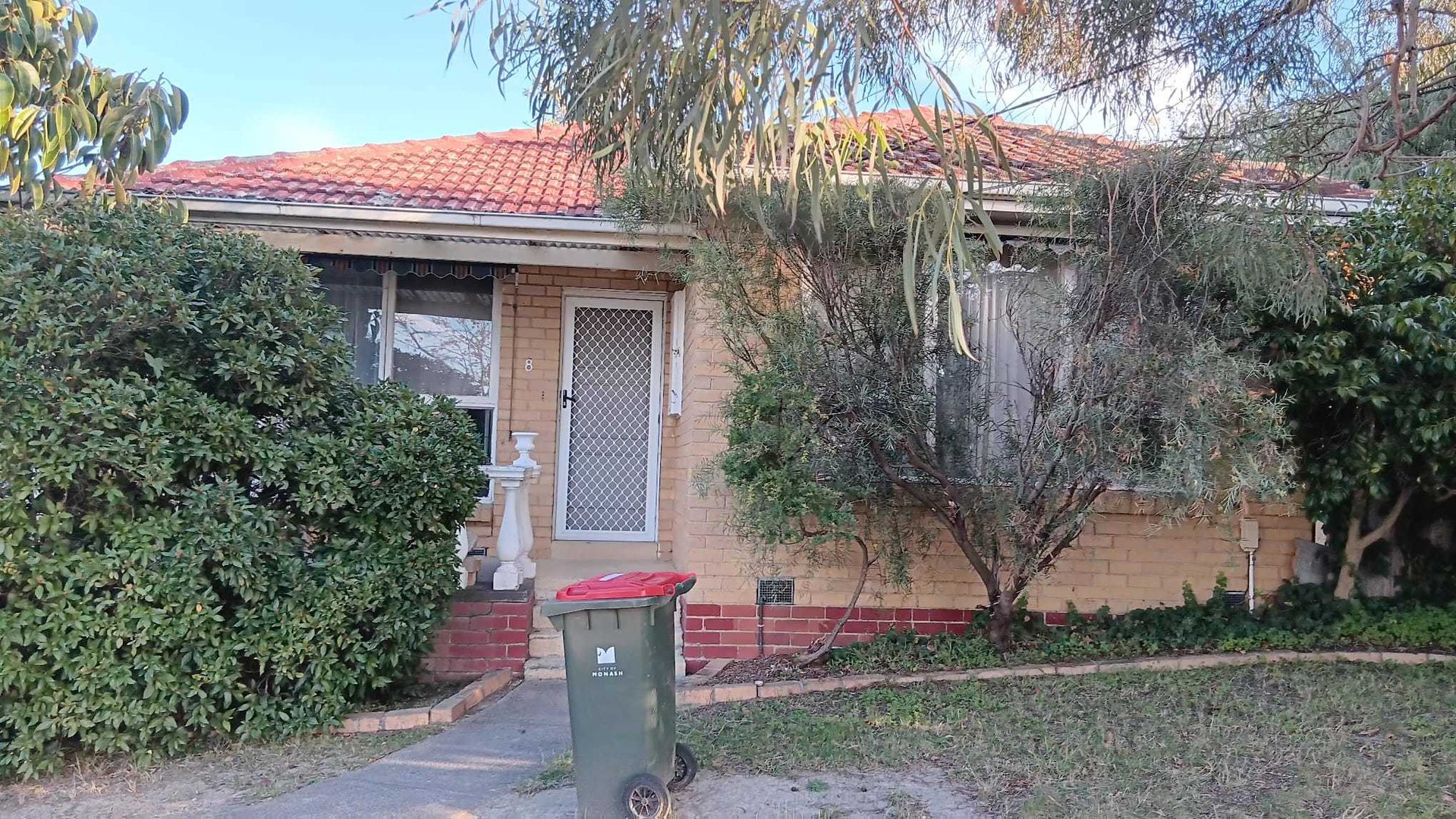 8 Mandowie Road, Glen Waverley, VIC 3150 - Thumbnail 1 - 28/05/2026