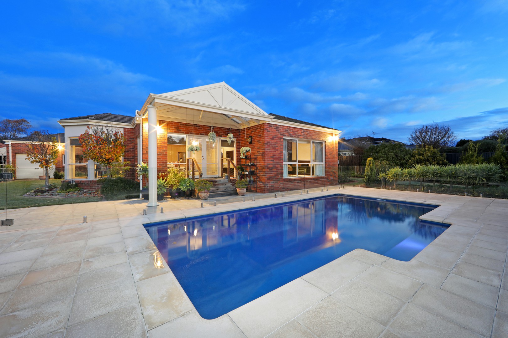 8 Manningham Court, Lysterfield, VIC 3156, Lysterfield - Thumbnail 2
