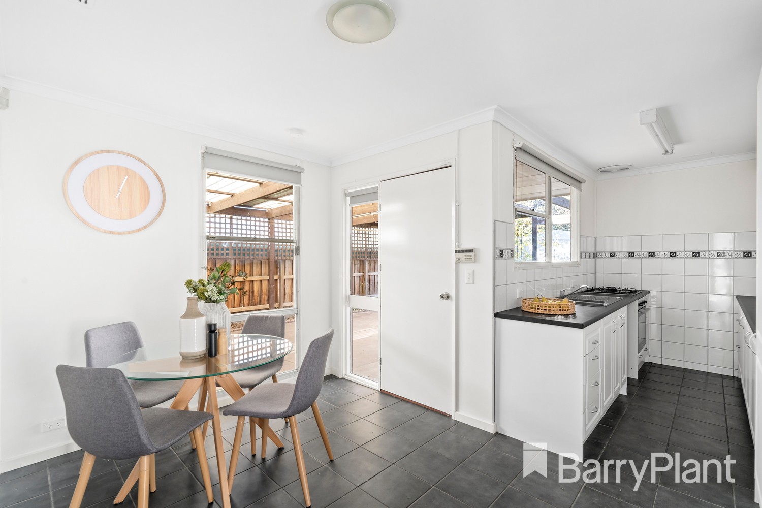 8 Marchant Crescent, Sunshine West, VIC 3020, Sunshine West - Thumbnail 2