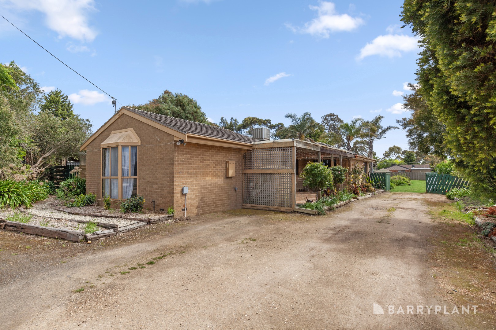 8 McCarthy Court, Wallan, VIC 3756, Wallan - Thumbnail 2