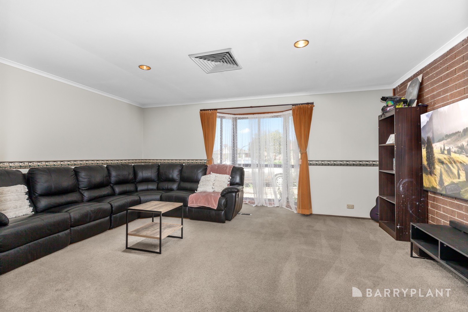 8 McCarthy Court, Wallan, VIC 3756, Wallan - Thumbnail 5