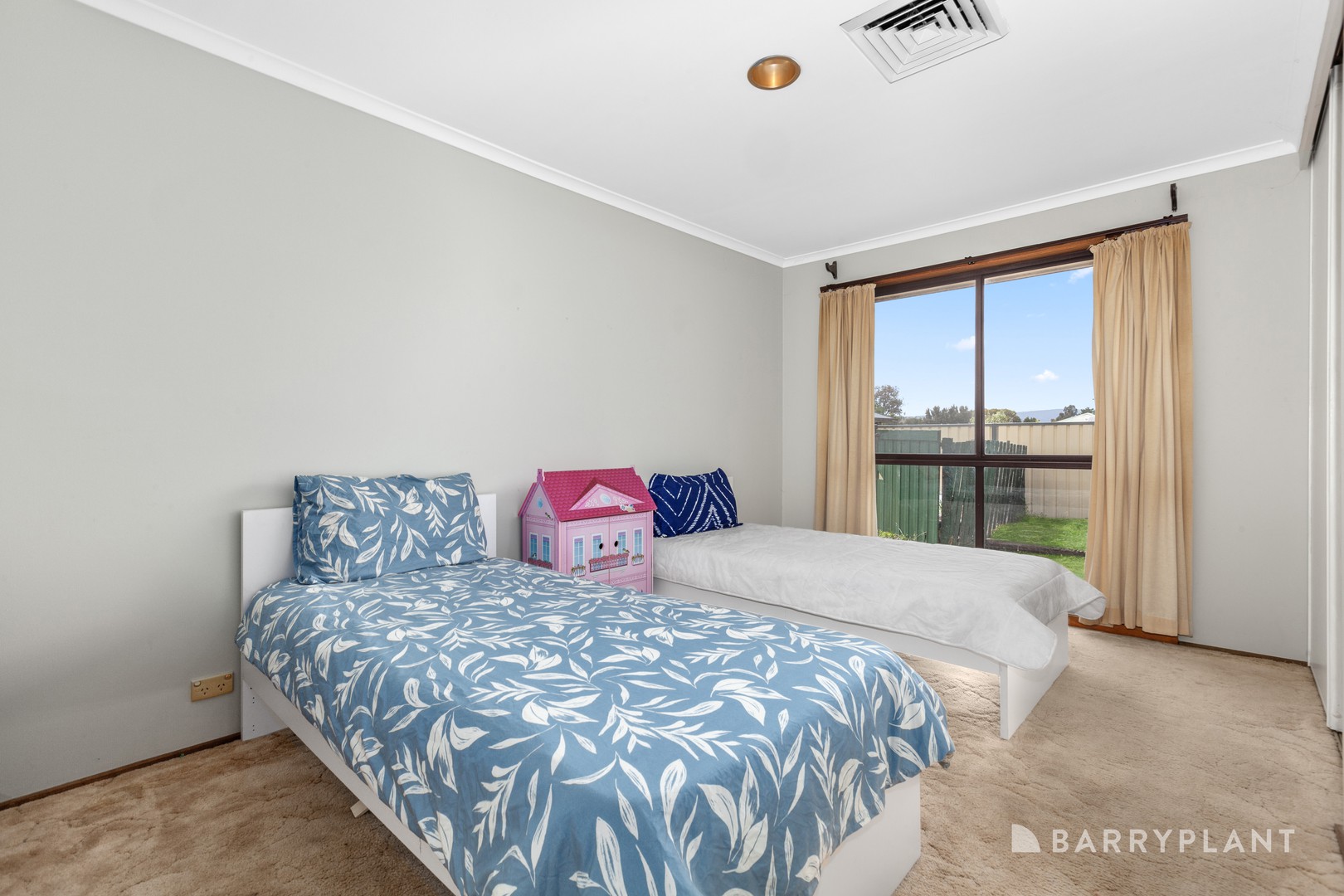 8 McCarthy Court, Wallan, VIC 3756, Wallan - Thumbnail 8