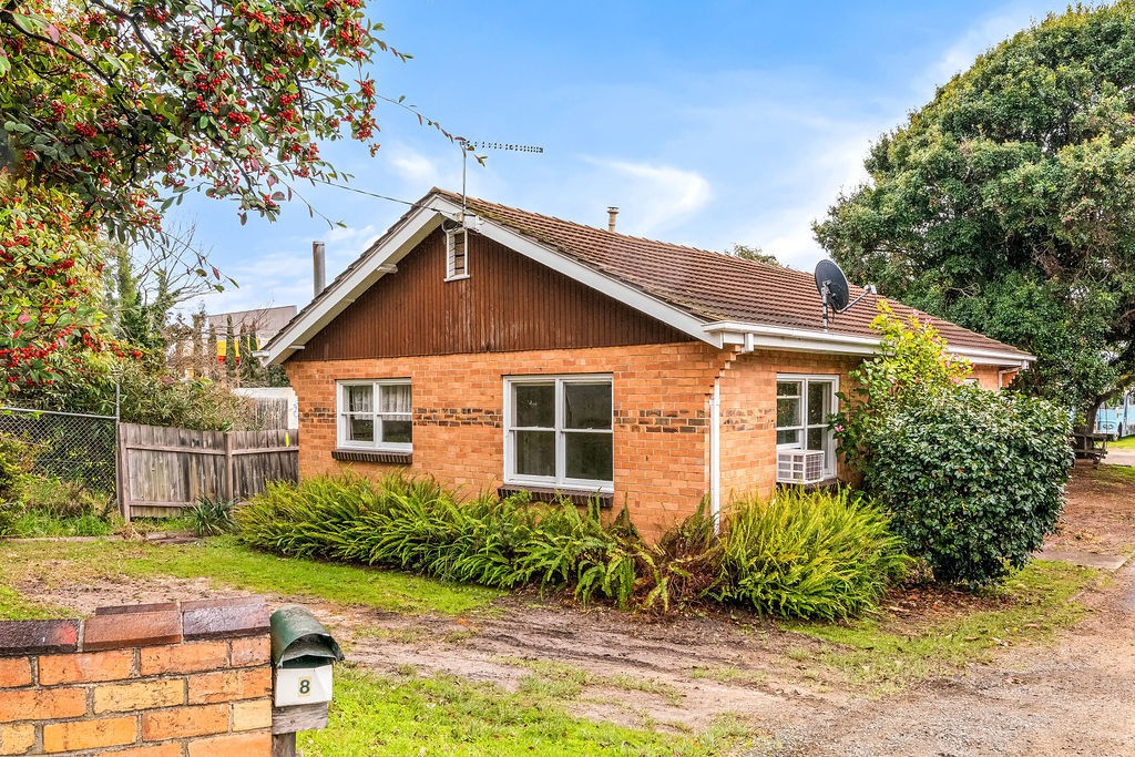 8 McComb Street, Rosebud, VIC 3939, Rosebud - Thumbnail 2