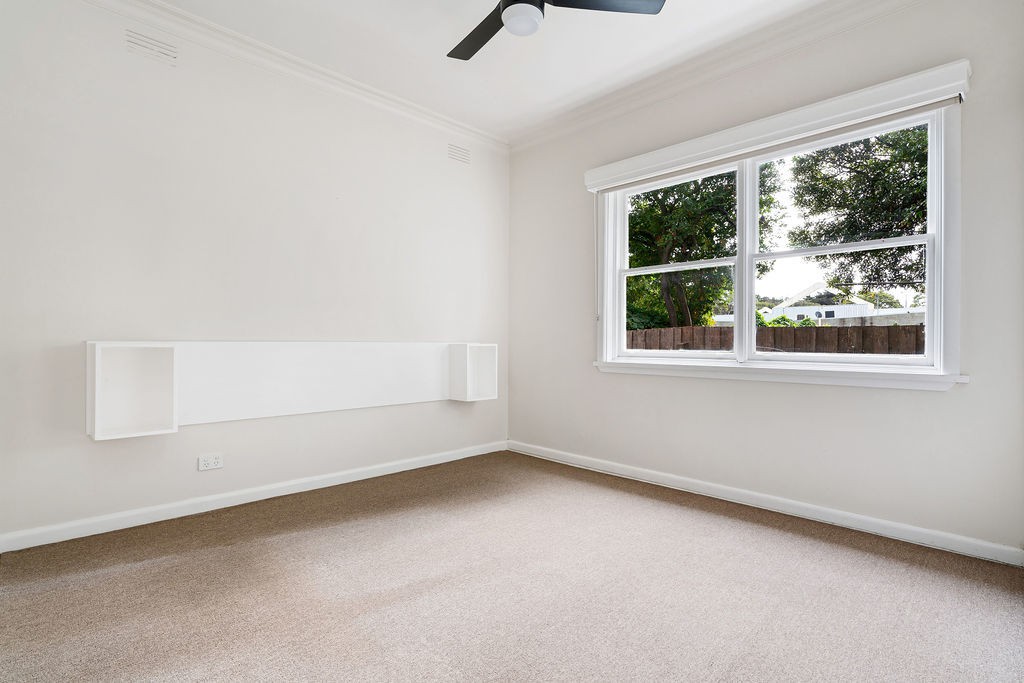 8 McComb Street, Rosebud, VIC 3939, Rosebud - Thumbnail 6