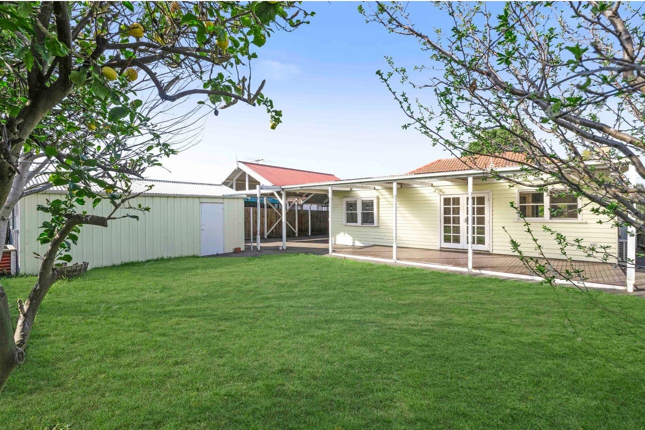 8 Mcintosh Street, Sunshine, VIC 3020, Sunshine - Thumbnail 6