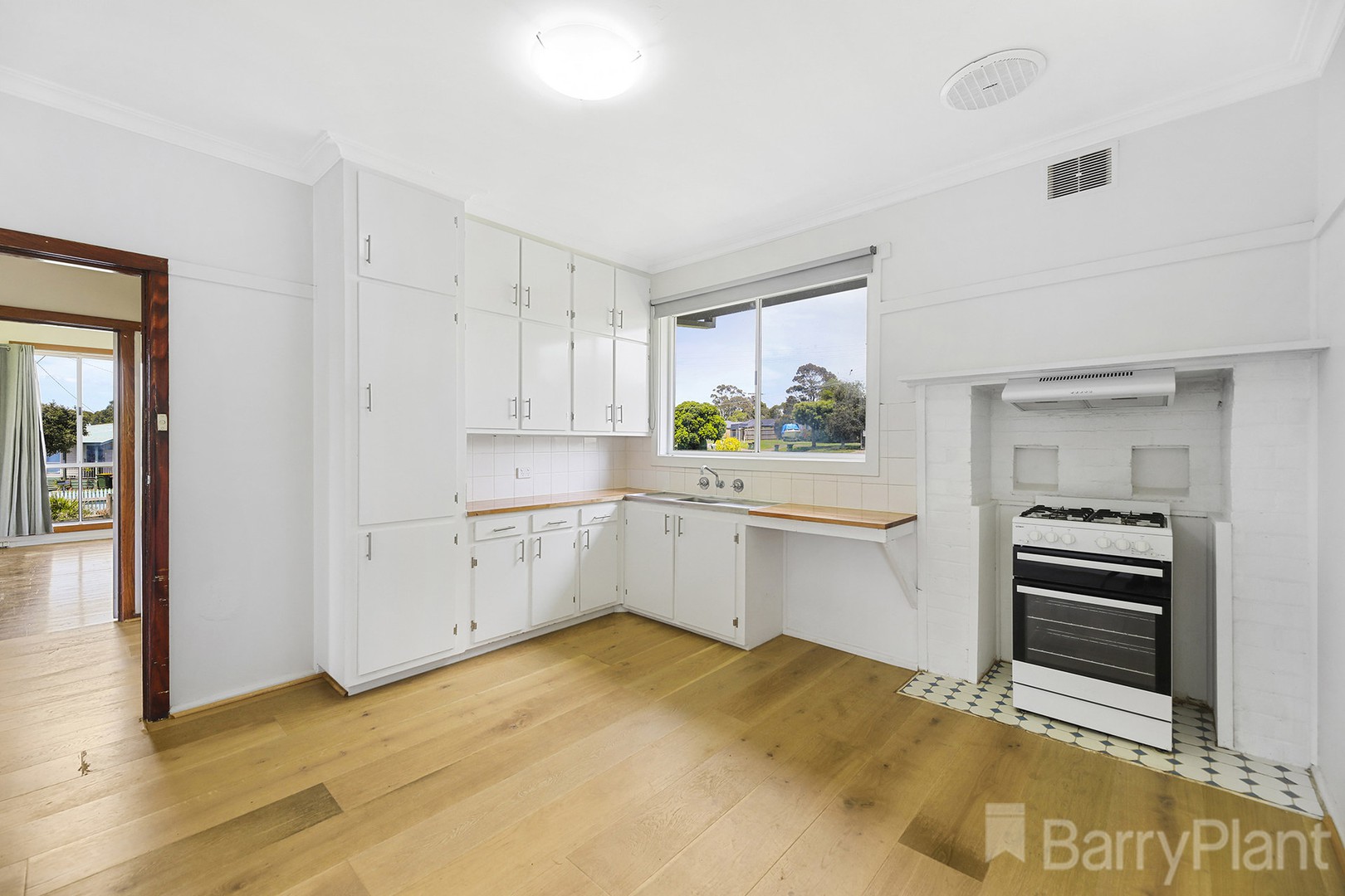 8 Mckindlay Street, Drouin, VIC 3818, Drouin - Thumbnail 3