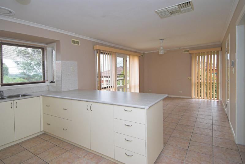 8 Merryn Close, Bundoora, VIC 3083 - Thumbnail 1 - 03/11/2023