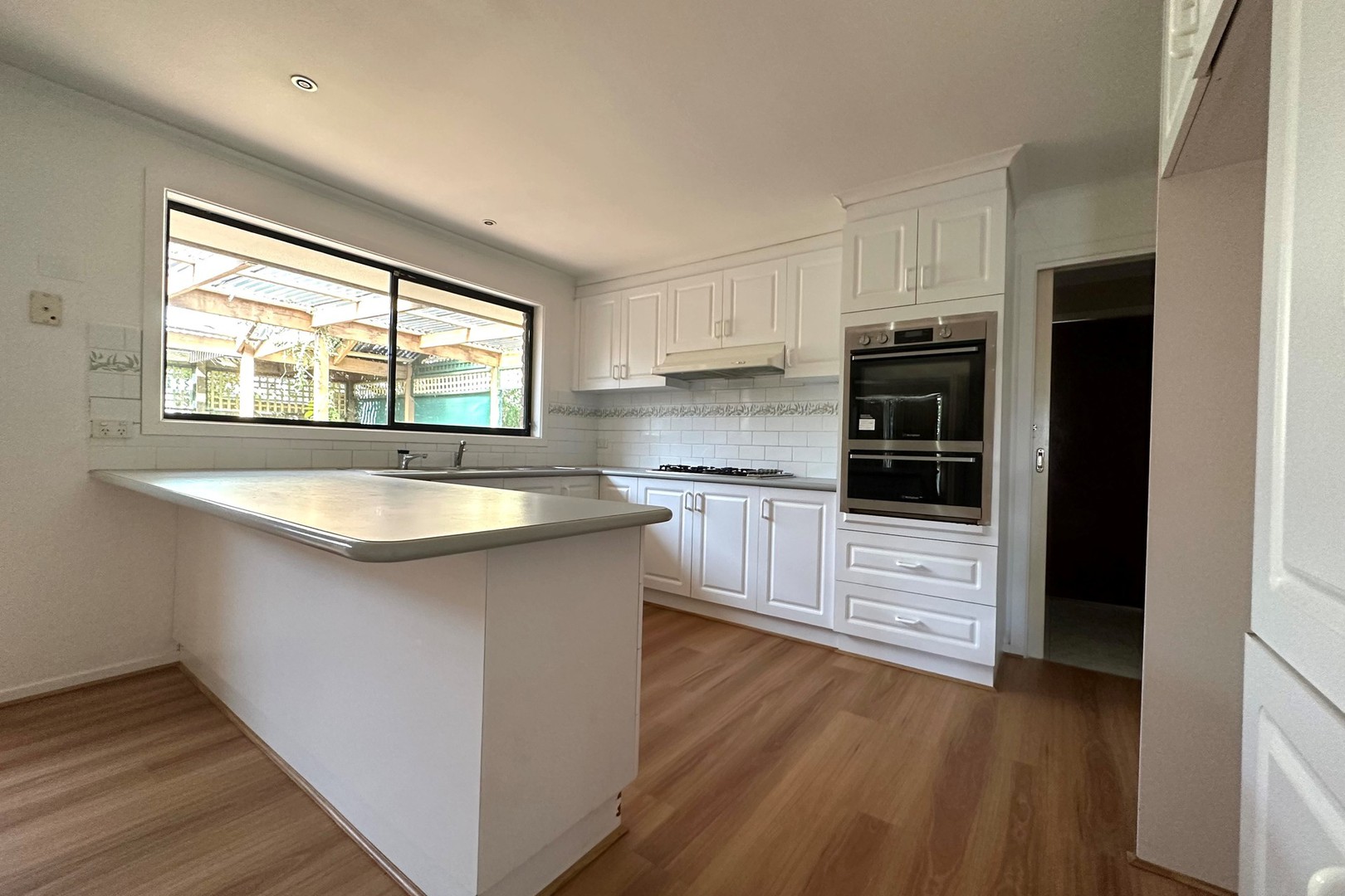 8 Michael Court, Hillside, VIC 3037, Hillside - Thumbnail 3