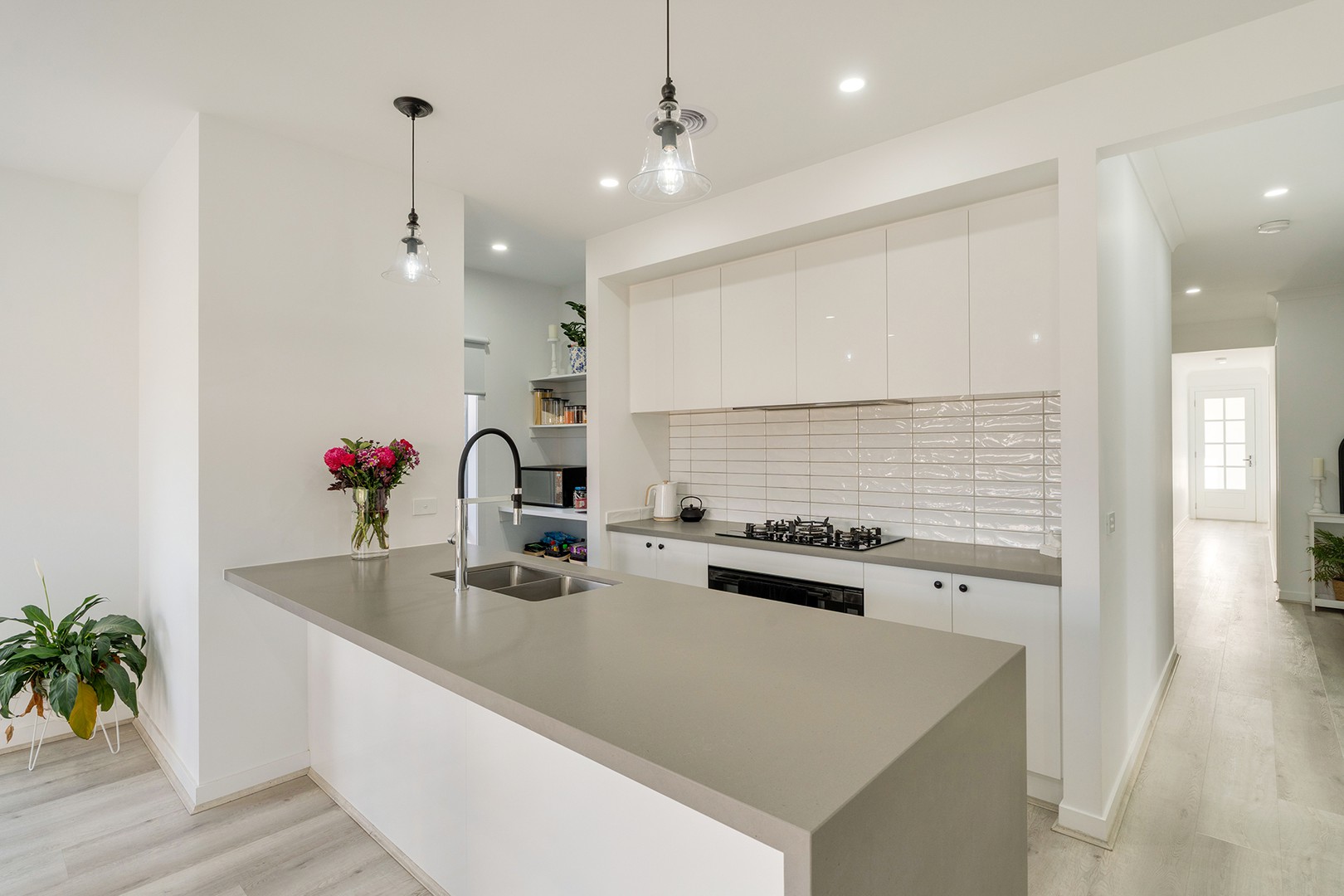 8 Midanbury Road, Donnybrook, VIC 3064 - Thumbnail 2 - 10/06/2026