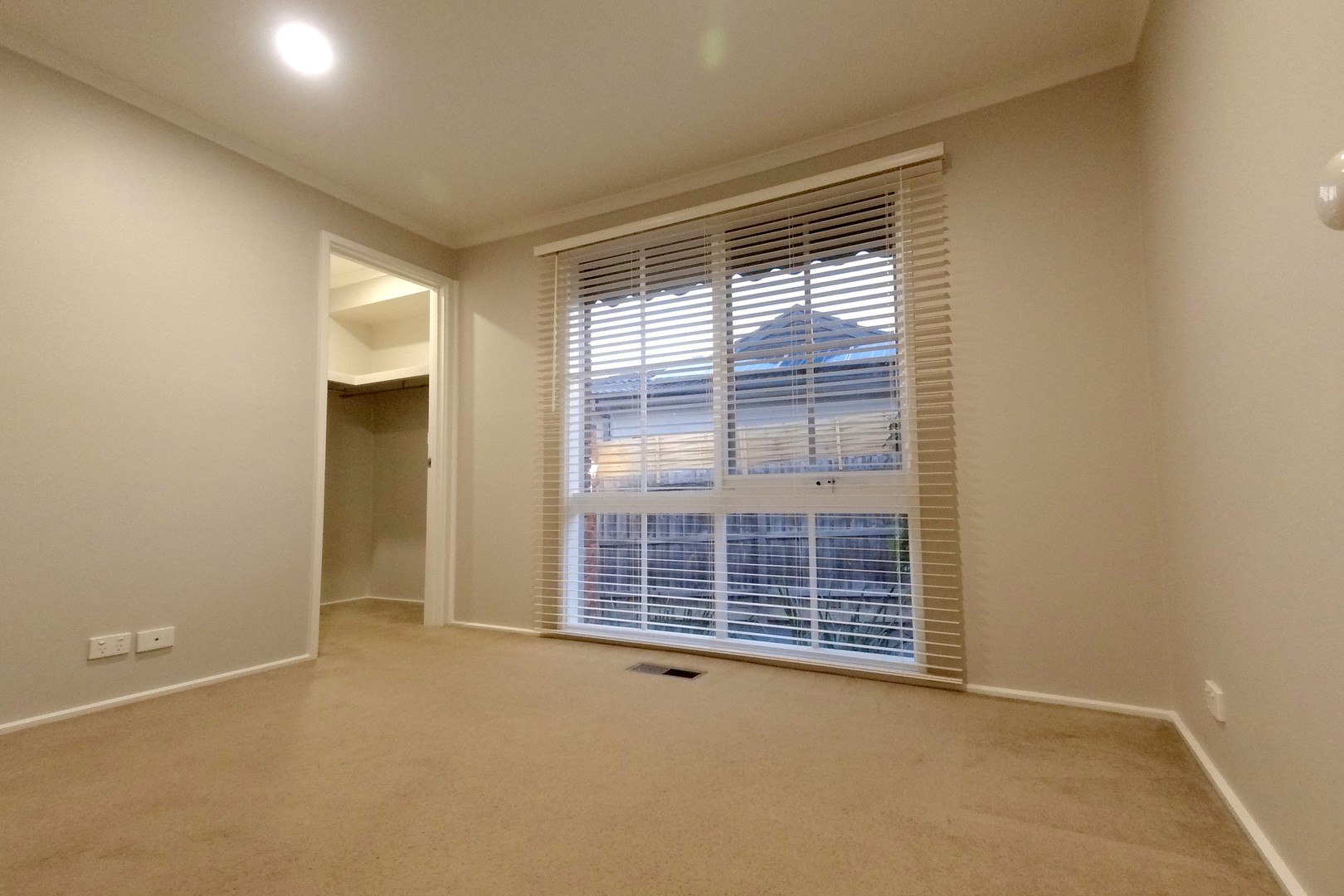 8 Milpera Crescent, Wantirna, VIC 3152, Wantirna - Thumbnail 4
