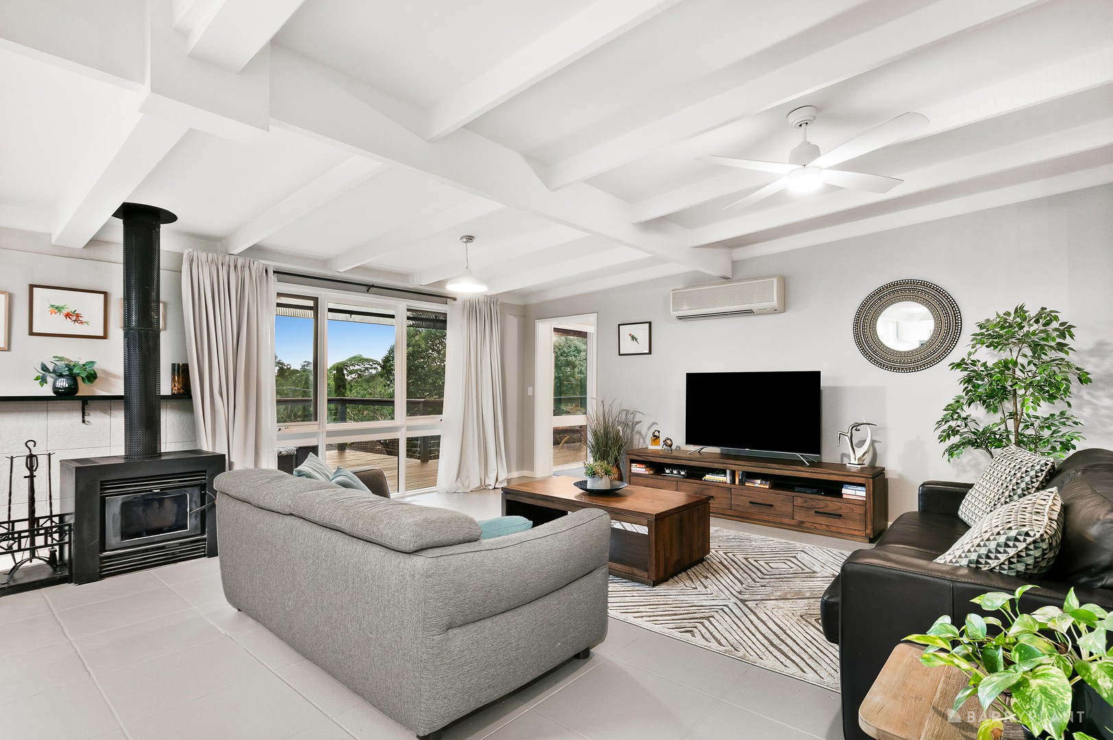 8 Milton Close, Warrandyte, VIC 3113 - Thumbnail 2 - 17/02/2026