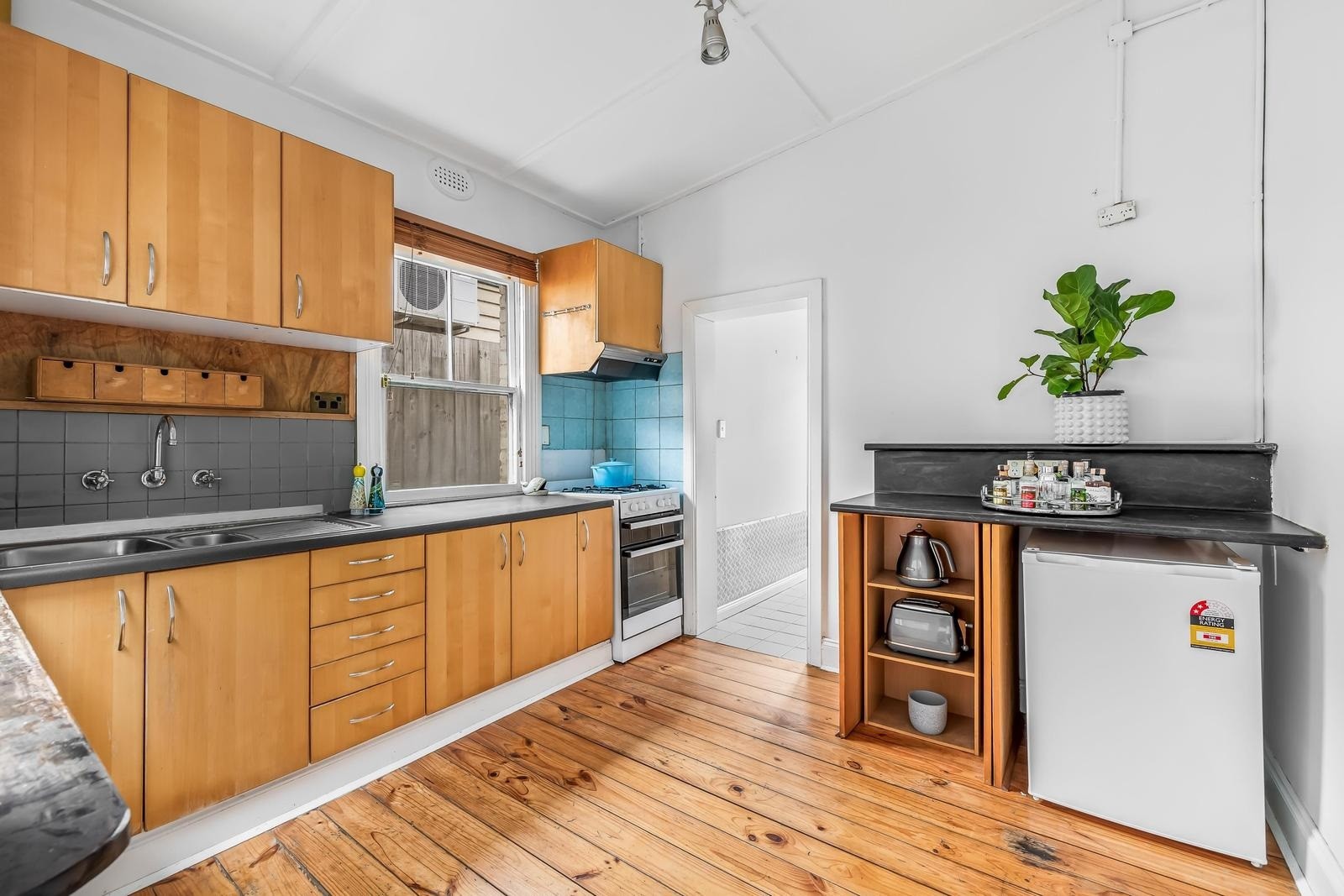 8 Milton Crescent, Preston, VIC 3072, Preston - Thumbnail 3
