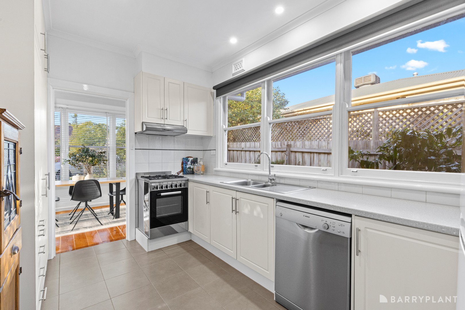 8 Mirabel Avenue, Ringwood East, VIC 3135, Ringwood East - Thumbnail 5