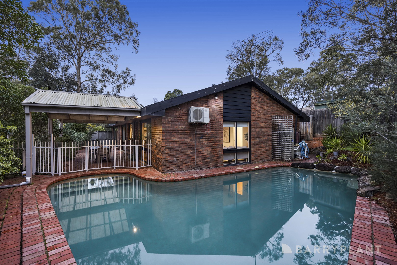 8 Monclaire Court, Eltham, VIC 3095 - Thumbnail 2 - 20/08/2026