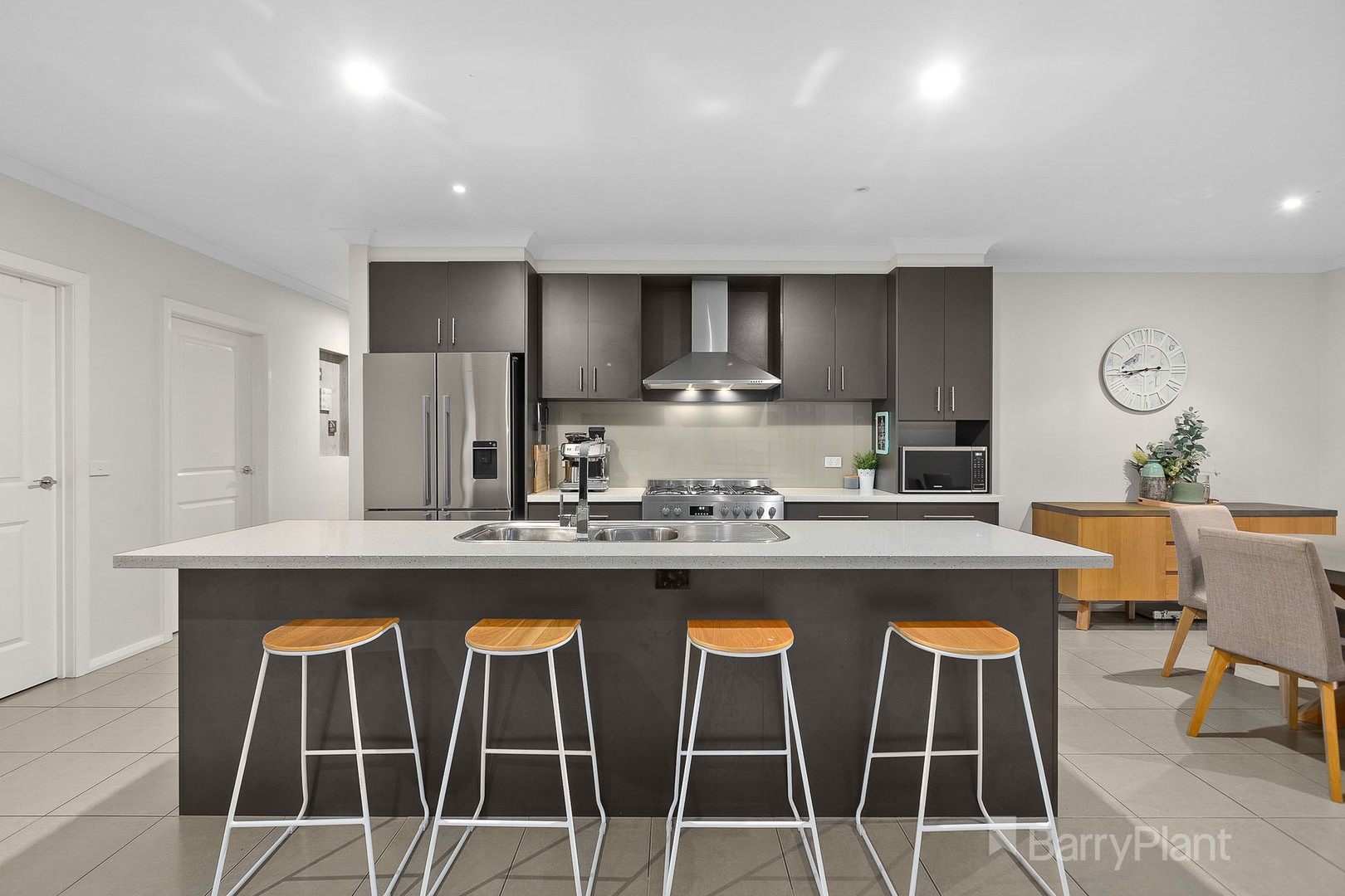 8 Moonlight Rise, Cranbourne East, VIC 3977, Cranbourne East - Thumbnail 4