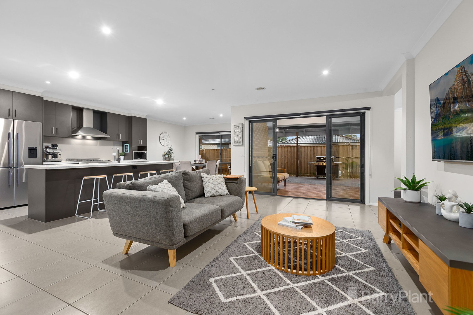 8 Moonlight Rise, Cranbourne East, VIC 3977, Cranbourne East - Thumbnail 5
