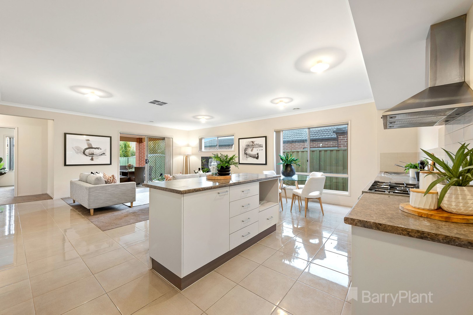 8 Moore Mews, Pakenham, VIC 3810, Pakenham - Thumbnail 3