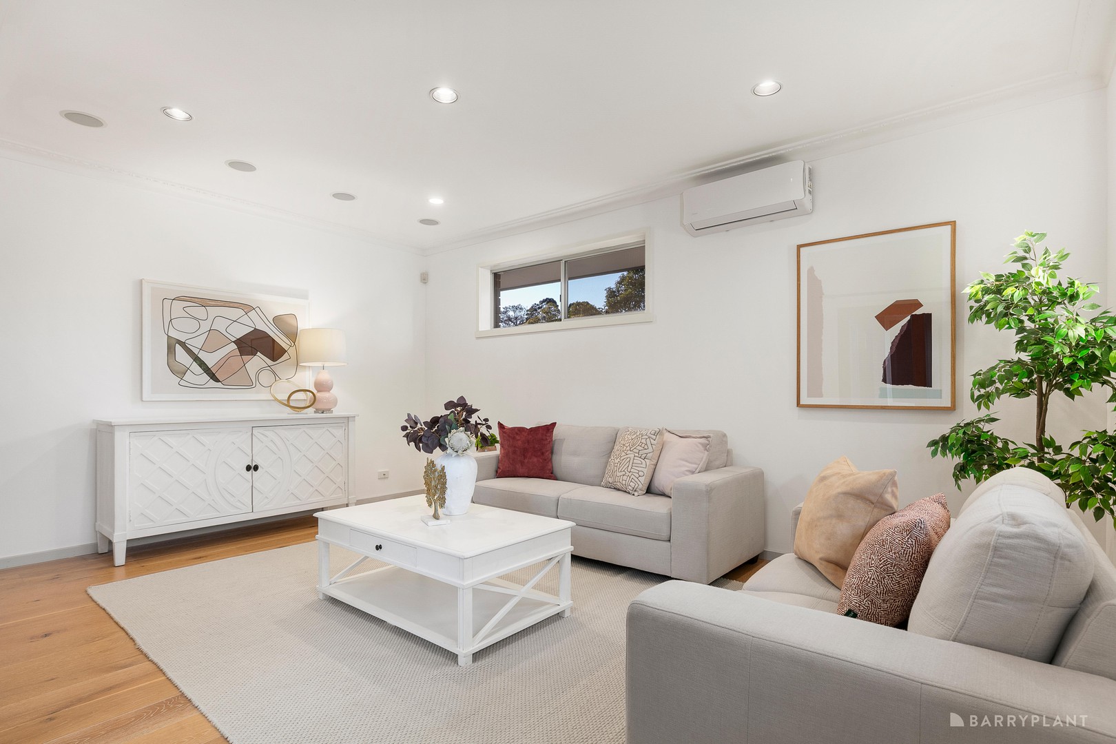 8 Mowbray Court, Doncaster East, VIC 3109, Doncaster East - Thumbnail 2