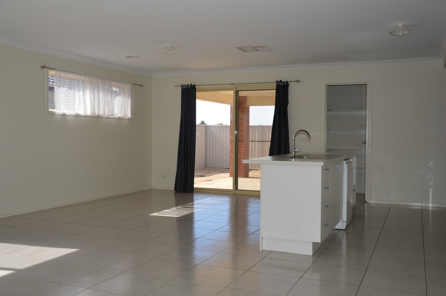 8 Mozart Avenue, Shepparton, VIC 3630 - Thumbnail 1 - 25/10/2021