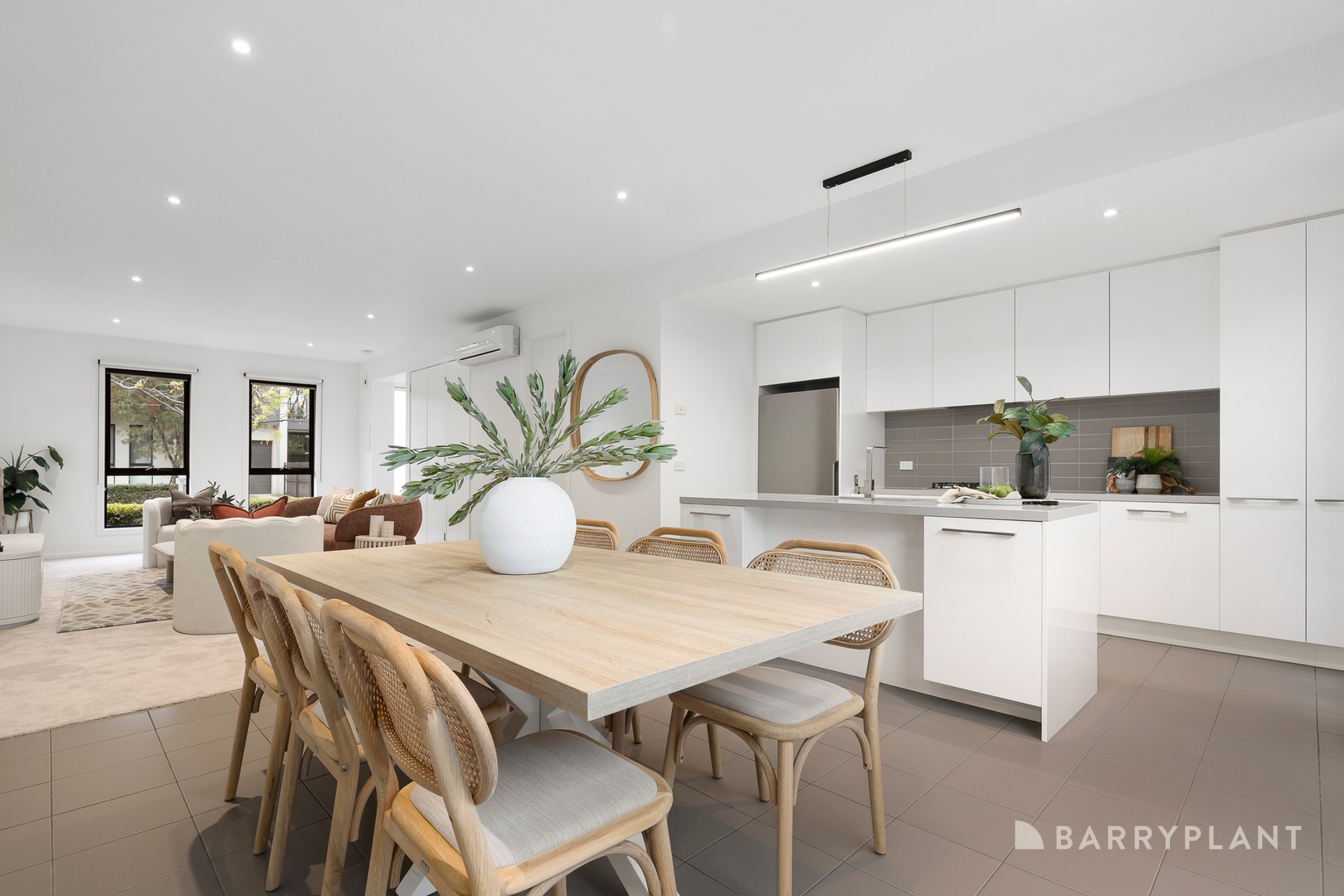 8 Mulberry Avenue, Cheltenham, VIC 3192, Cheltenham - Thumbnail 5