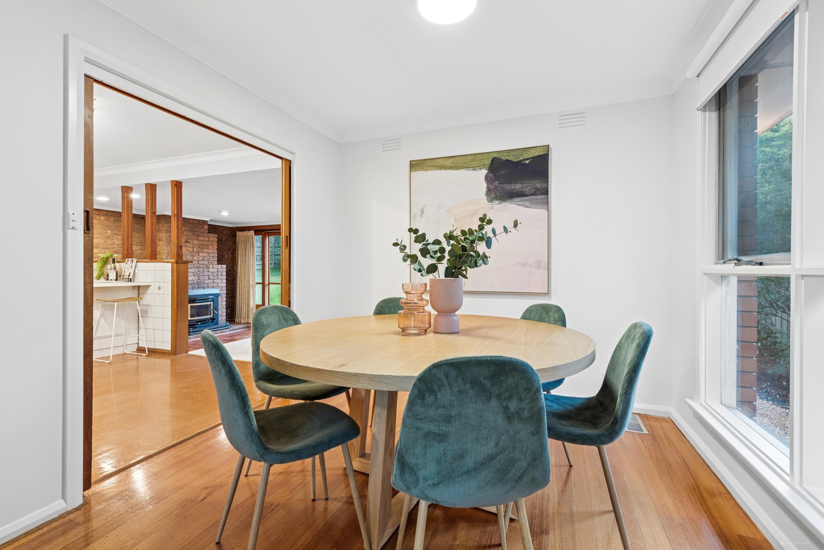 8 Munro Street, Mitcham, VIC 3132, Mitcham - Thumbnail 4