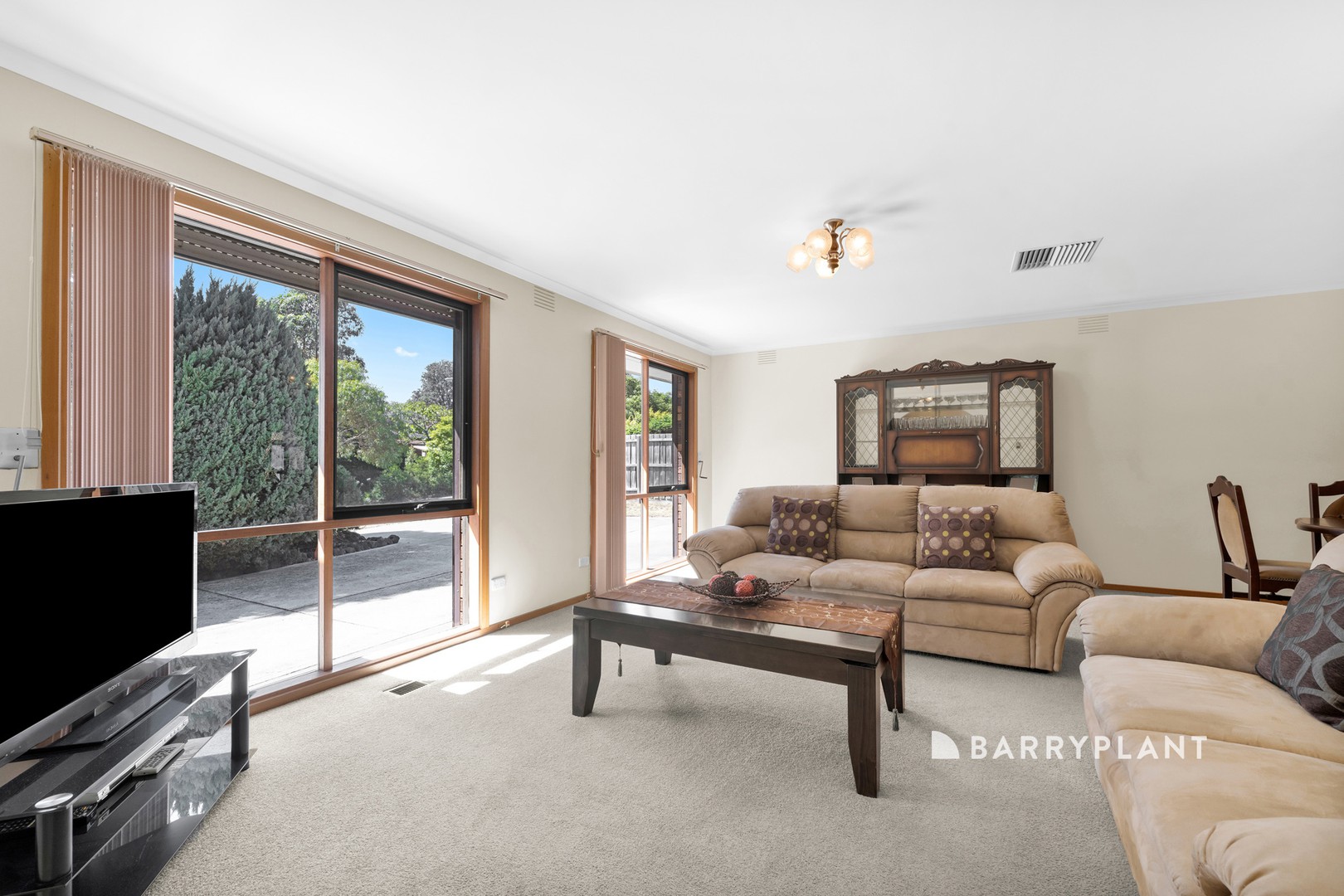 8 Nash Court, Endeavour Hills, VIC 3802, Endeavour Hills - Thumbnail 4
