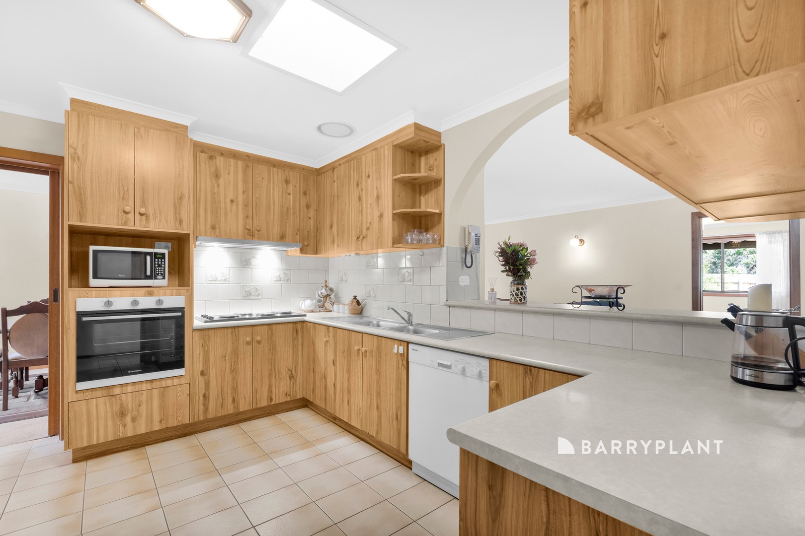 8 Nash Court, Endeavour Hills, VIC 3802, Endeavour Hills - Thumbnail 6