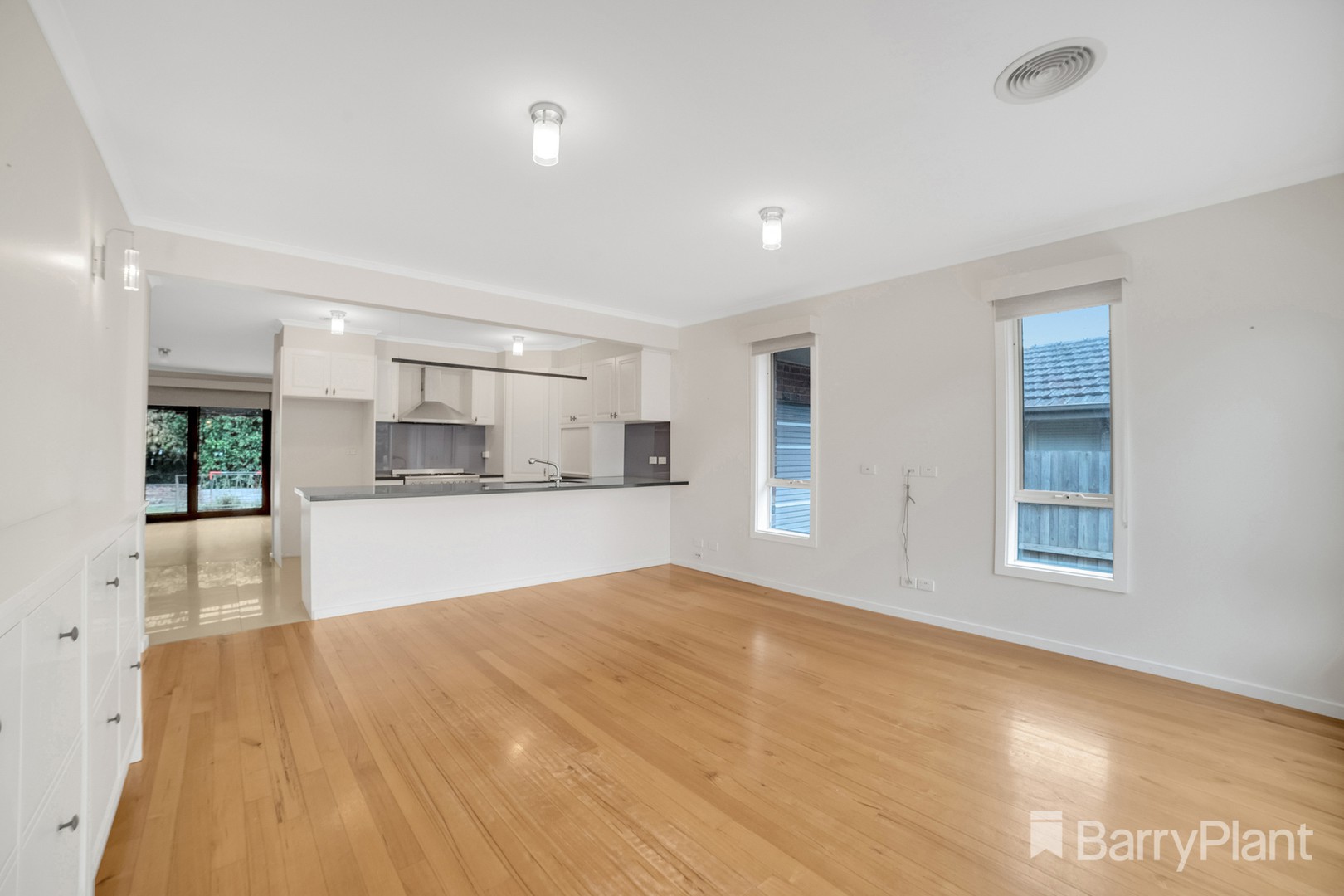 8 Newhaven Road, Burwood East, VIC 3151, Burwood East - Thumbnail 3