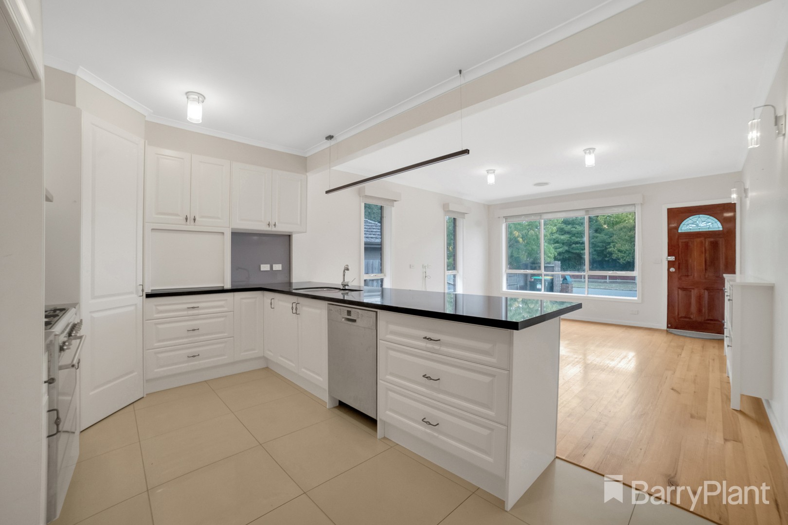 8 Newhaven Road, Burwood East, VIC 3151, Burwood East - Thumbnail 5