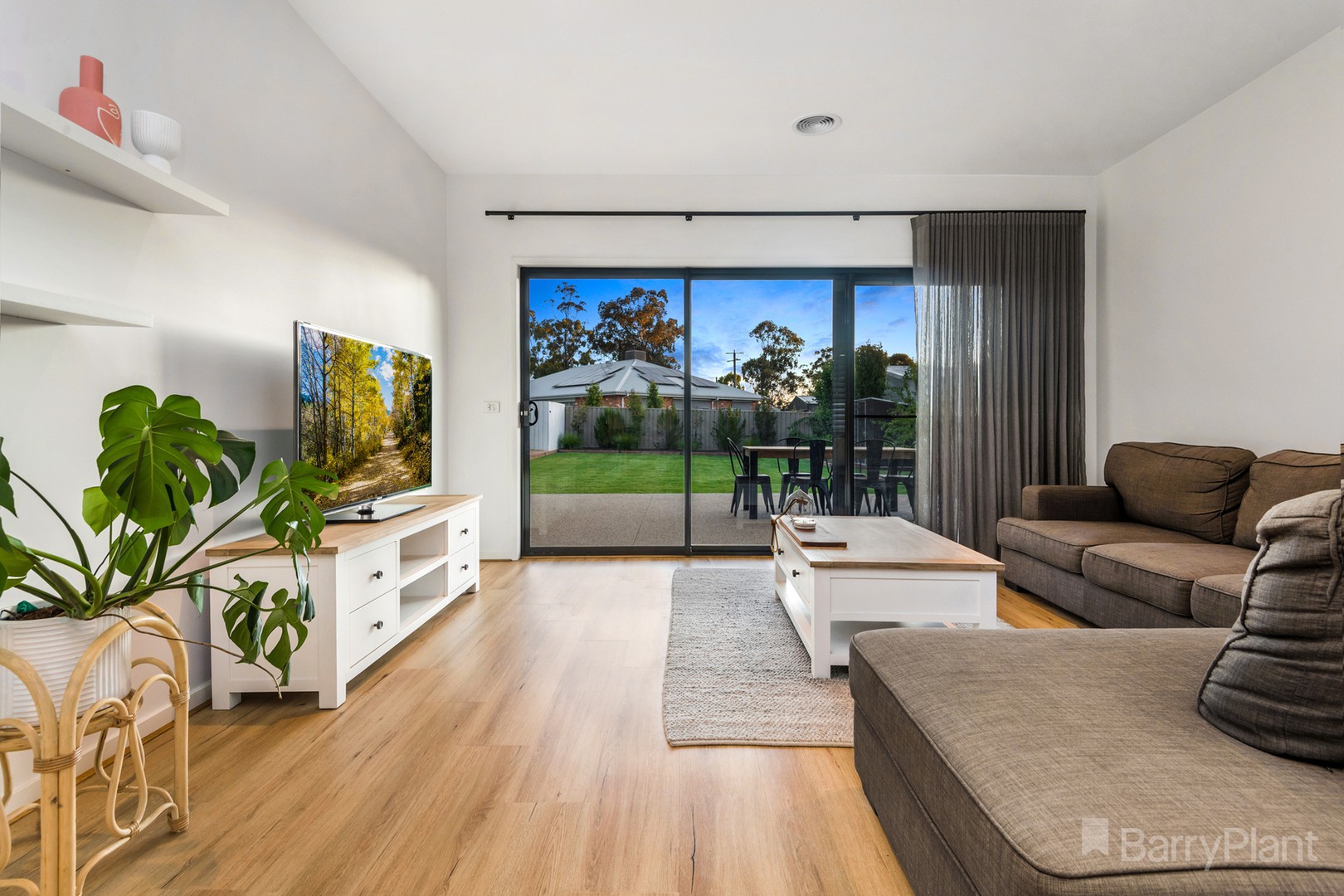 8 Normande CourtAscot, VIC 3551, Ascot - Thumbnail 7