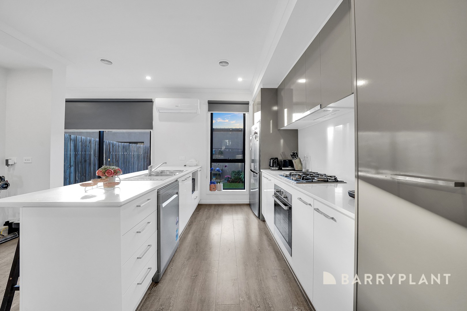 8 Nostrand Walk, Point Cook, VIC 3030, Point Cook - Thumbnail 8