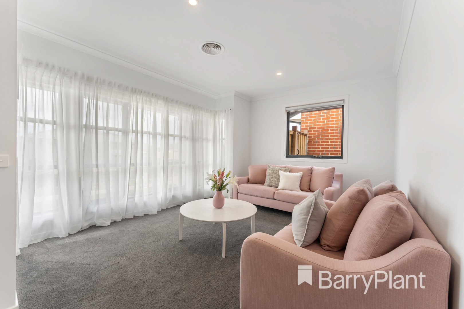 8 Nuttall Street, Mambourin, VIC 3024, Mambourin - Thumbnail 4