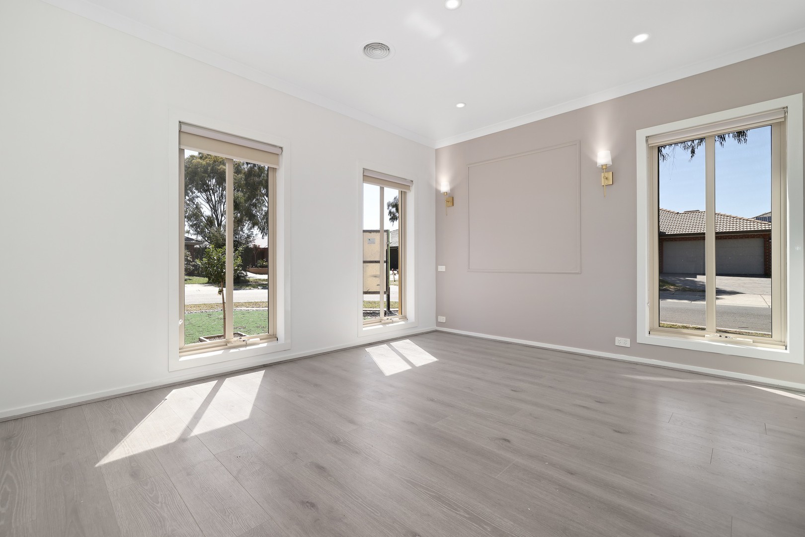 8 Oakland Avenue, Point Cook, VIC 3030, Point Cook - Thumbnail 5