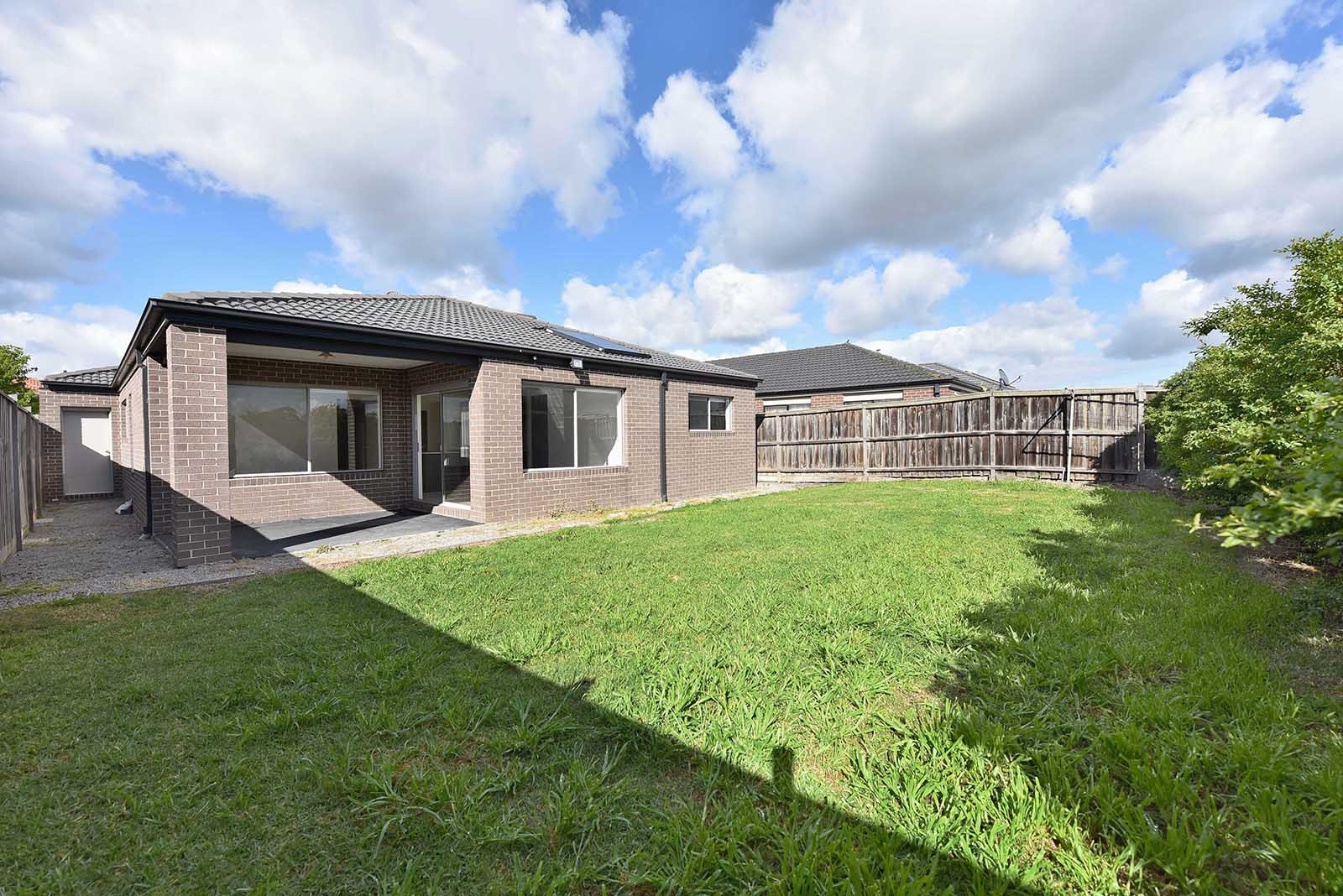 8 Oakleaf Street, Greenvale, VIC 3059, Greenvale - Thumbnail 6