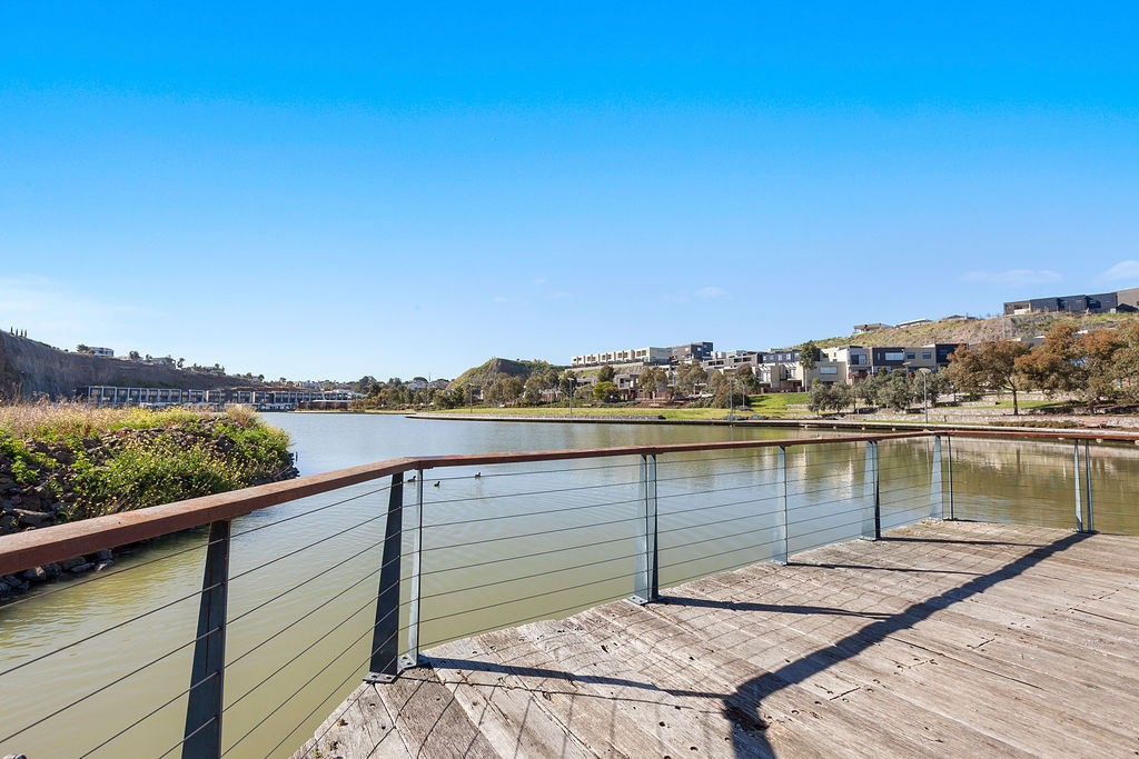 8 Olivine Road, Keilor East, VIC 3033 - Thumbnail 2 - 04/06/2026