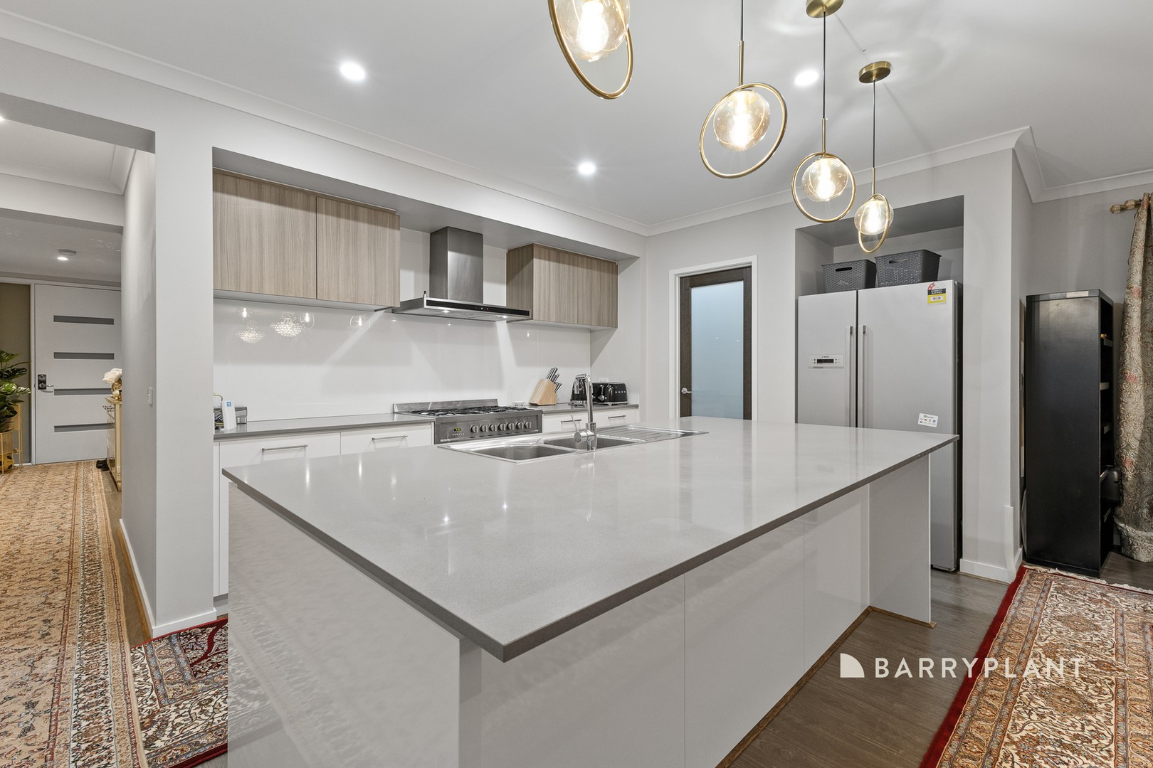 8 Orbit Street, Clyde North, VIC 3978, Clyde North - Thumbnail 3